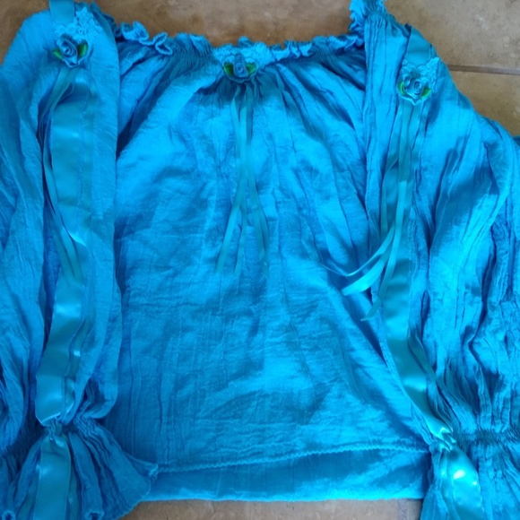 Top - Picture 3 of 4